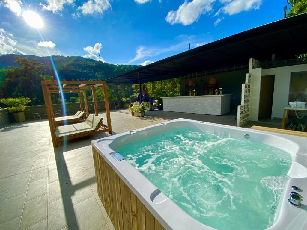 Biohotel Rio Claro Doradal 外观 照片